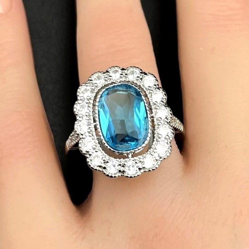 .925 Sterling Silver with Swiss Blue and Diamond Cubic Zirconia Ring Size 10
